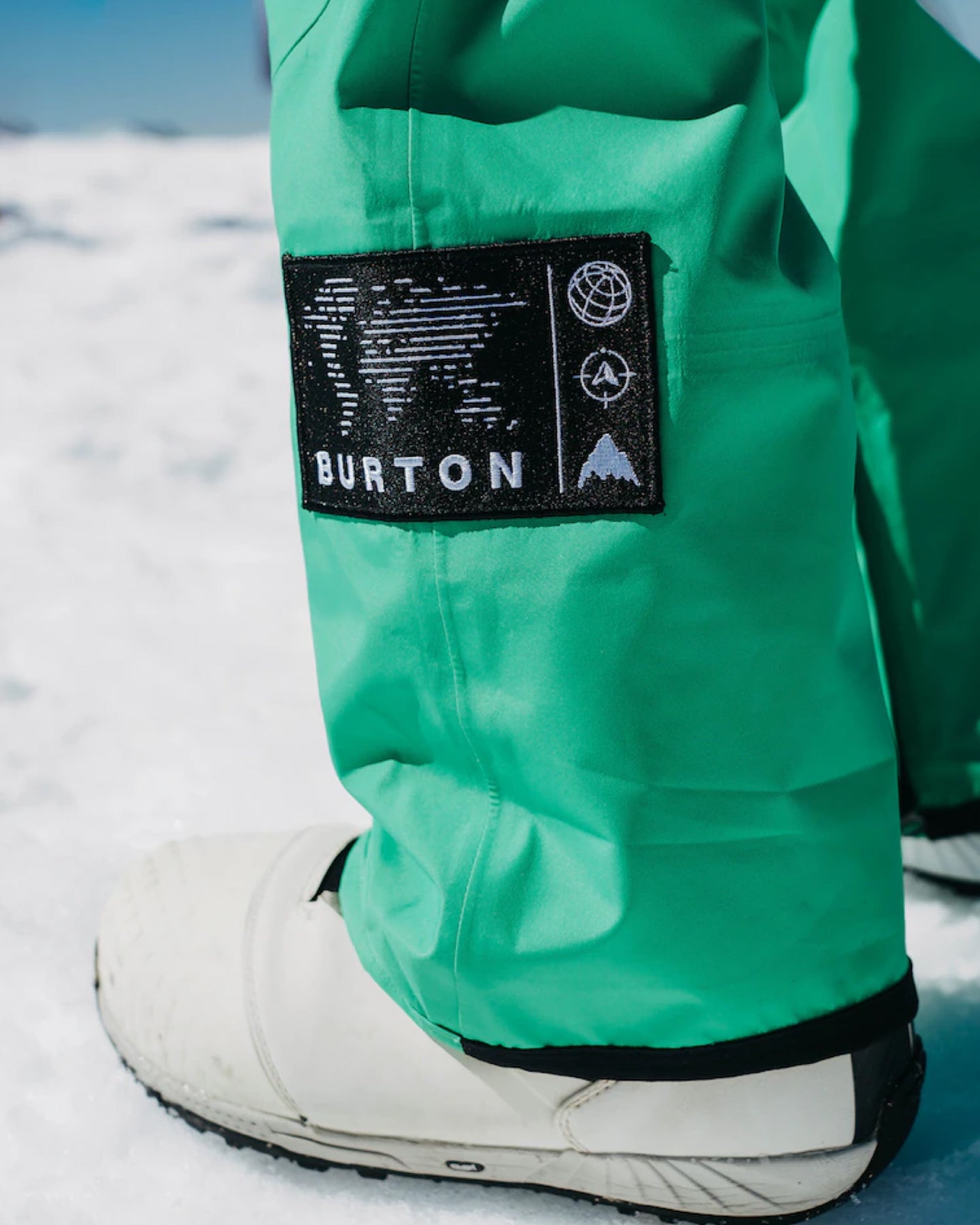 Burton Men's Daybeacon 3L Snow Pants - True Black Men's Snow Pants - SnowSkiersWarehouse