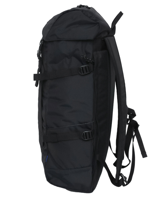 Burton Tinder 2.0 30L Backpack - True Black Backpacks - SnowSkiersWarehouse