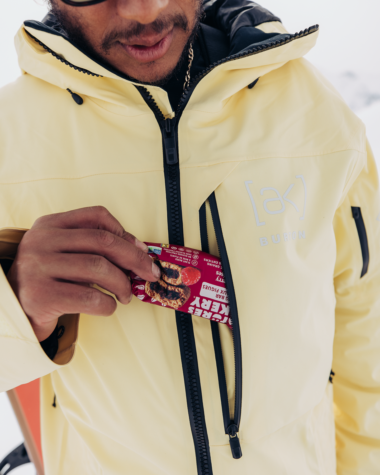 Burton Men's [ak]® Helitack Gore‑Tex 2L Stretch Snow Jacket - Buttermilk Men's Snow Jackets - Trojan Wake Ski Snow