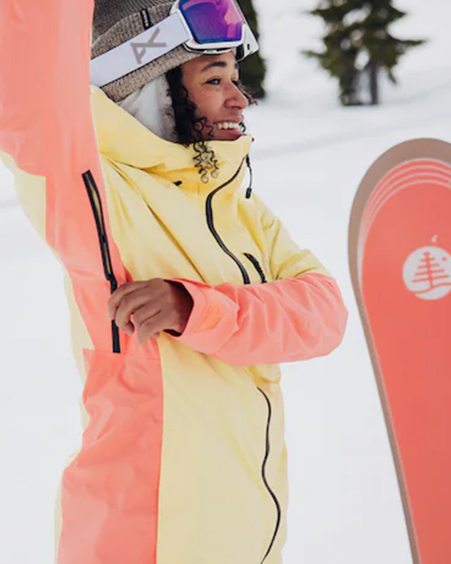 Burton Women's [ak]® Upshift Gore-Tex 2L Snow Jacket - Buttermilk/Reef Pink Snow Jackets - Trojan Wake Ski Snow