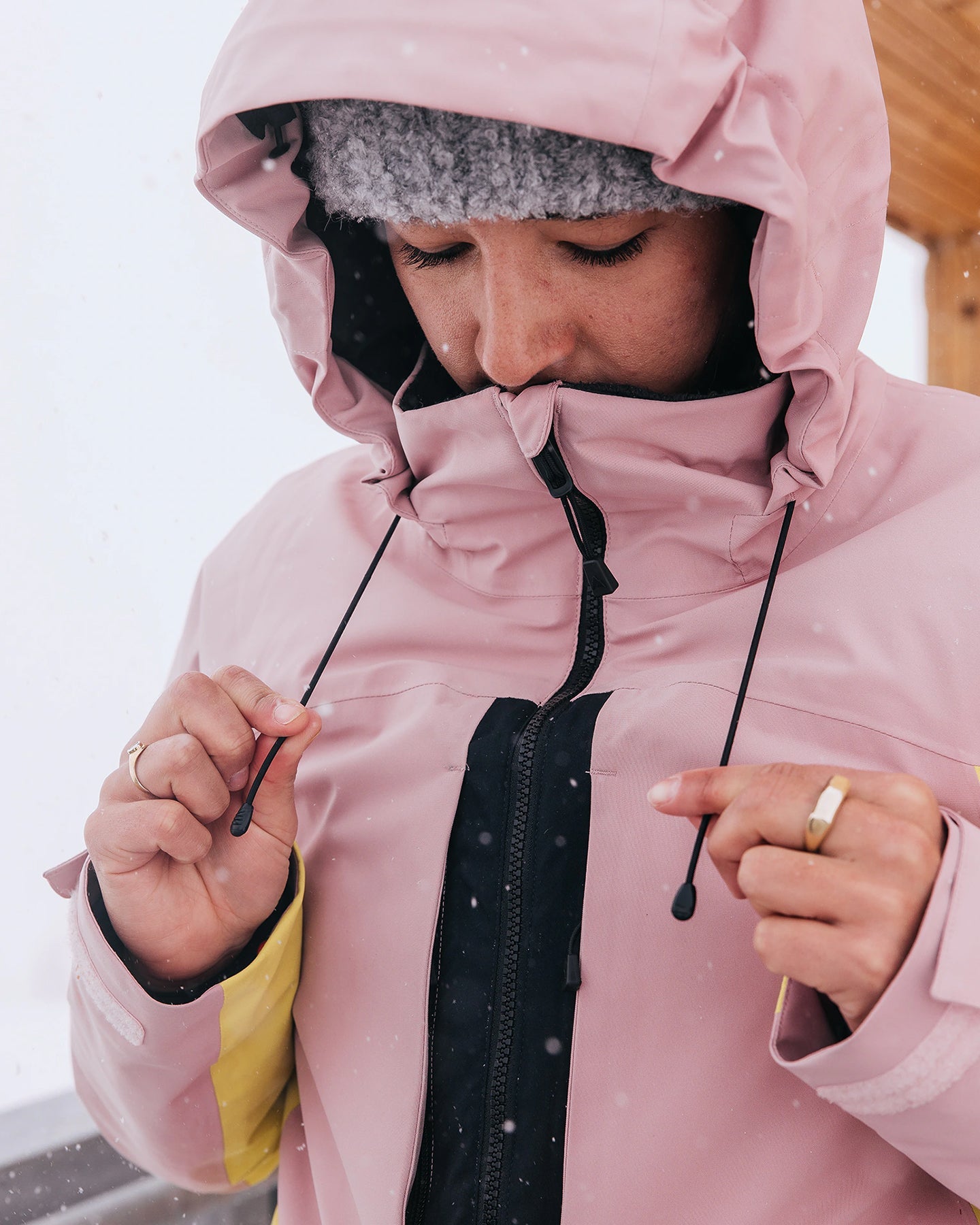 Burton Women's Prowess 2.0 2L Snow Jacket - Powder Blush/Sulfur/True Black Snow Jackets - Trojan Wake Ski Snow