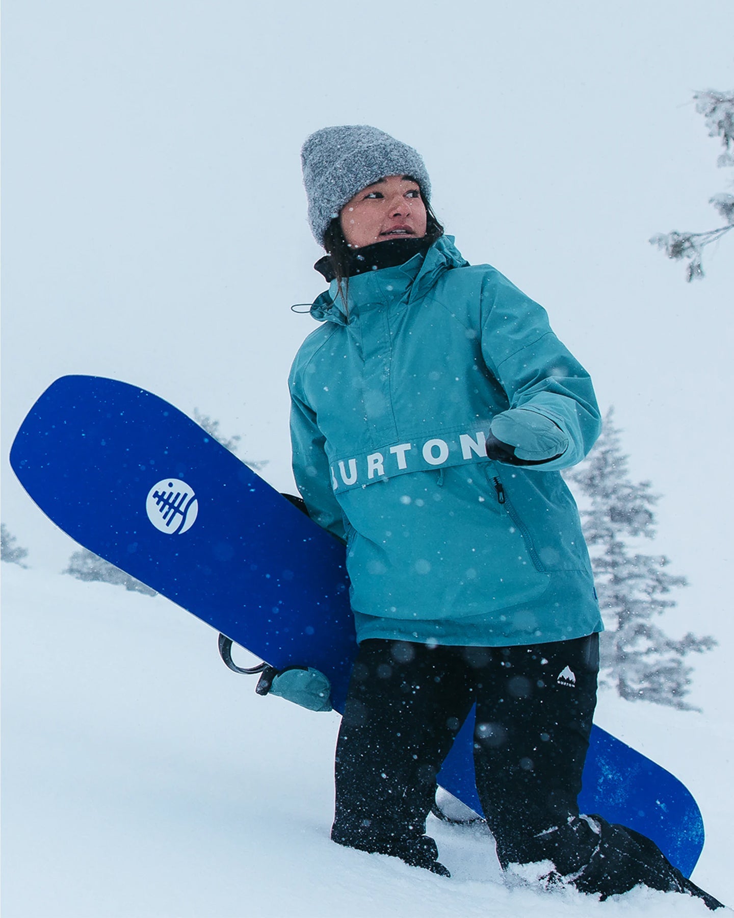 Burton Women s Frostner 2L Anorak Snow Jacket Rock Lichen Stout White Shop Coats Jackets at Trojan Wake Ski Snow Snow Skiers Warehouse