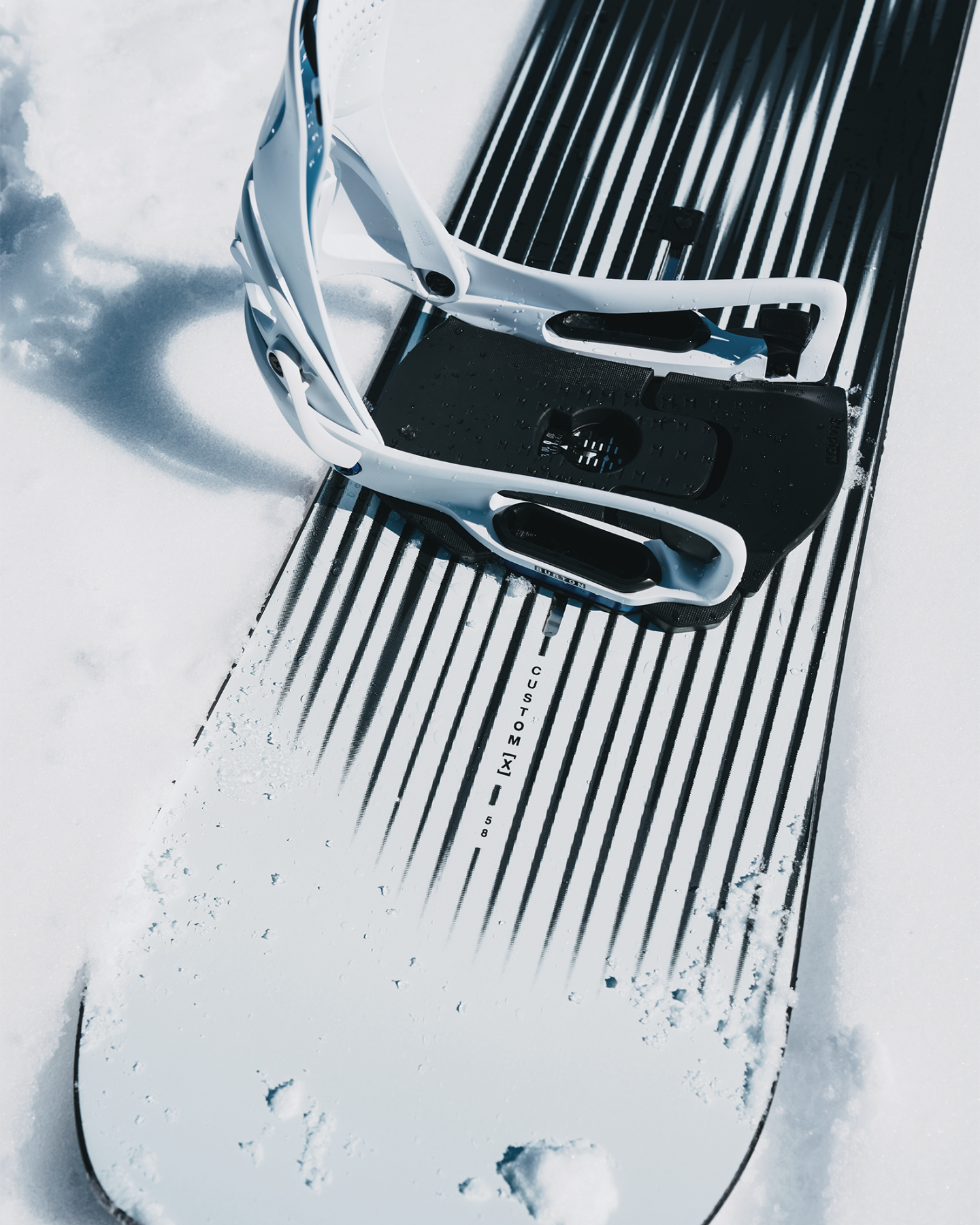Burton Men's Custom X Snowboard - 2026