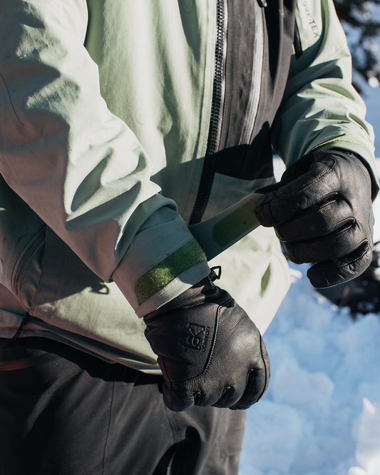 Burton Men's [ak]® Clutch GORE-TEX® Leather Snow Gloves Men's Snow Gloves - Trojan Wake Ski Snow