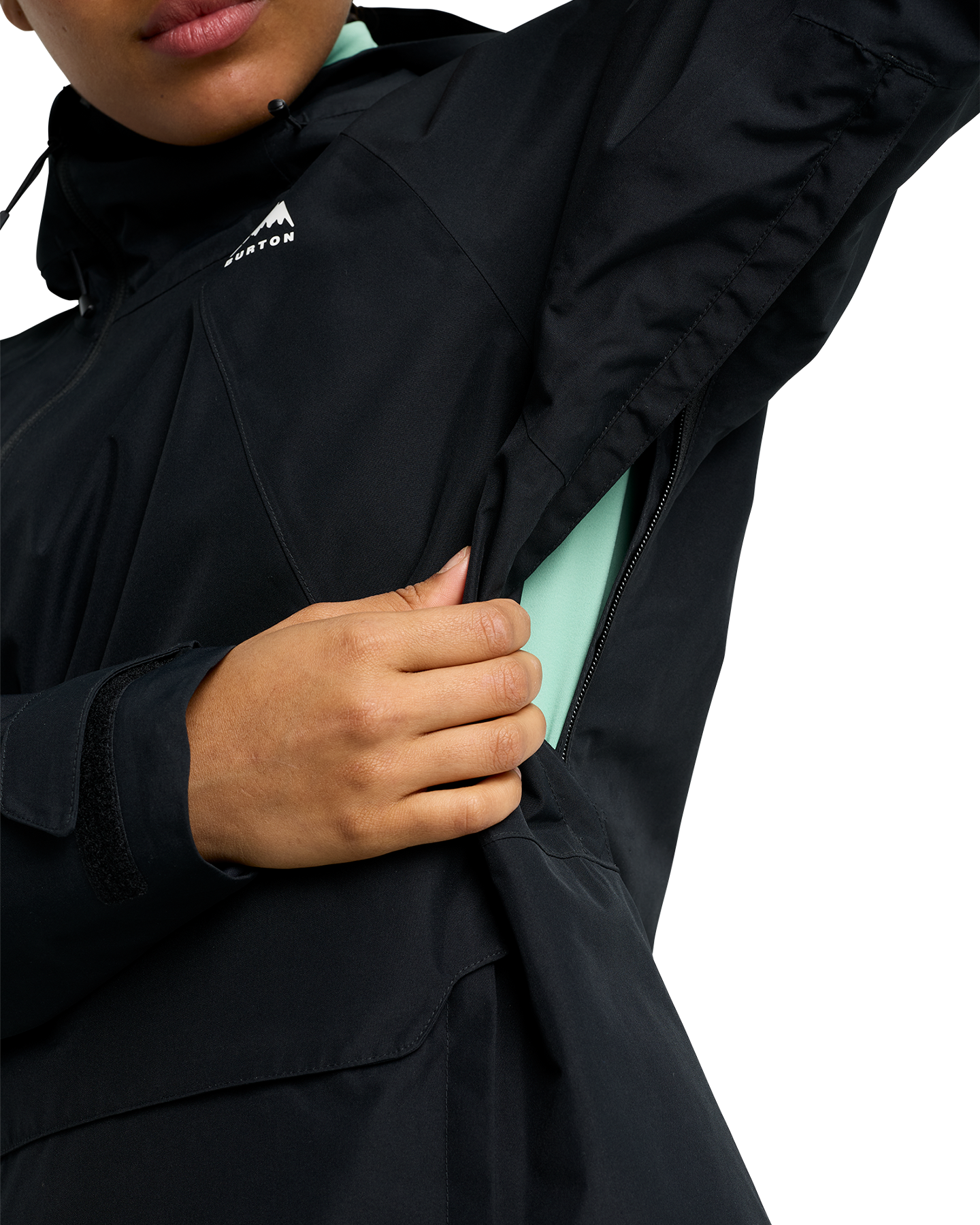 Burton Women's Reserve 2L Relaxed Snow Anorak - True Black Women's Snow Jackets - Trojan Wake Ski Snow