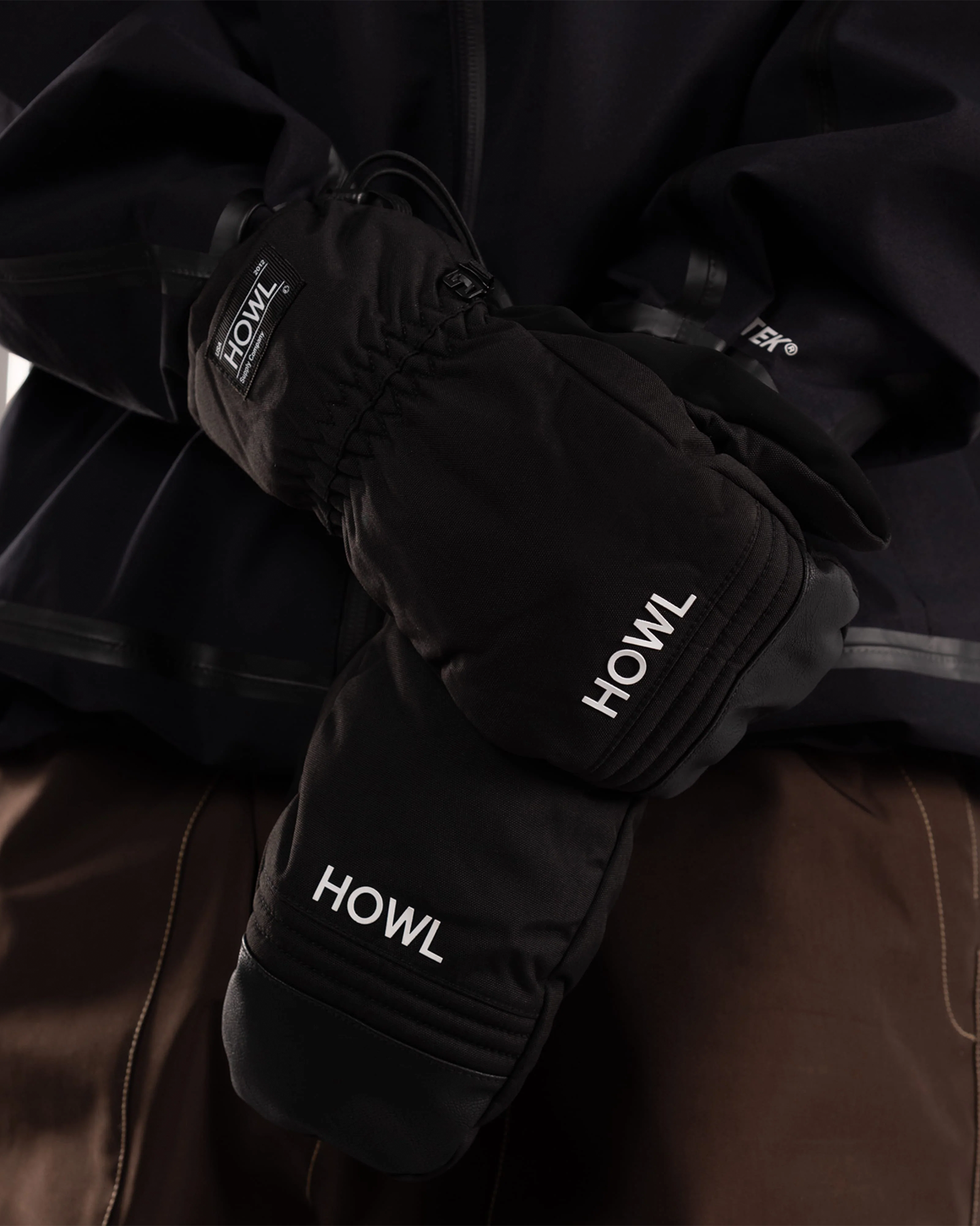 Howl Men's Midweight Team Snow Mitts - Black Men's Snow Mittens - Trojan Wake Ski Snow
