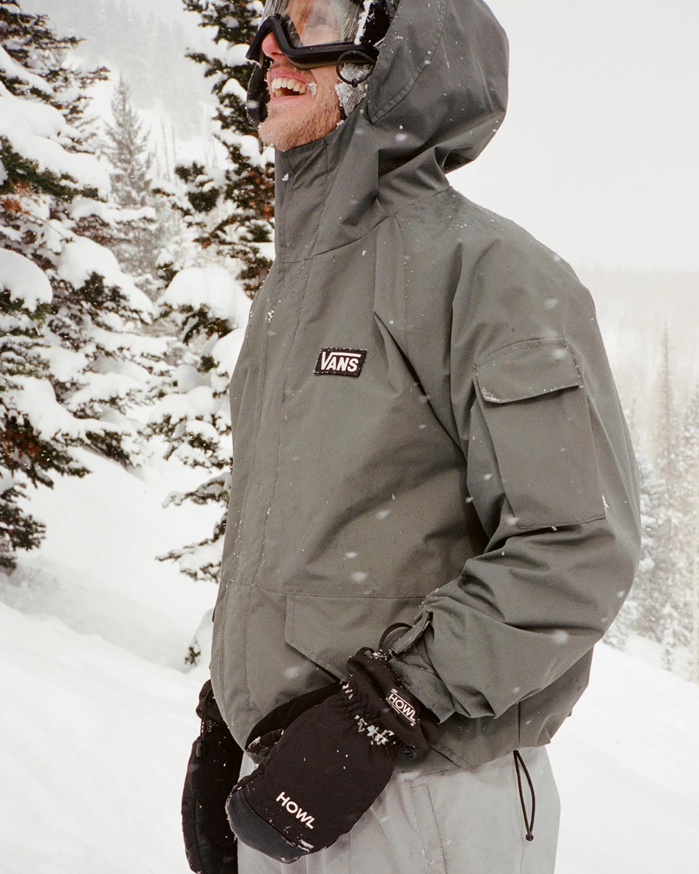 Howl Men's Midweight Team Snow Mitts - Black Men's Snow Mittens - Trojan Wake Ski Snow