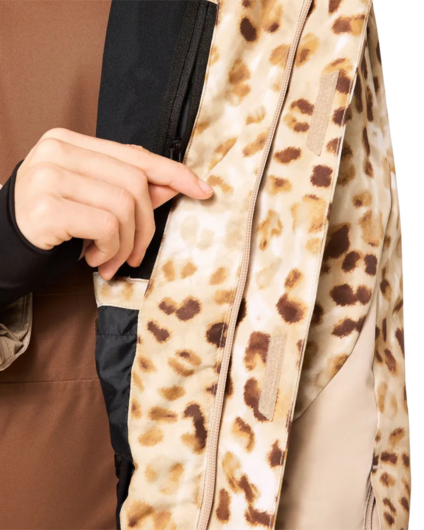 Oakley Women's Tnp Tbt Insulated Jacket - Cheeta Td Print Women's Snow Jackets - Trojan Wake Ski Snow