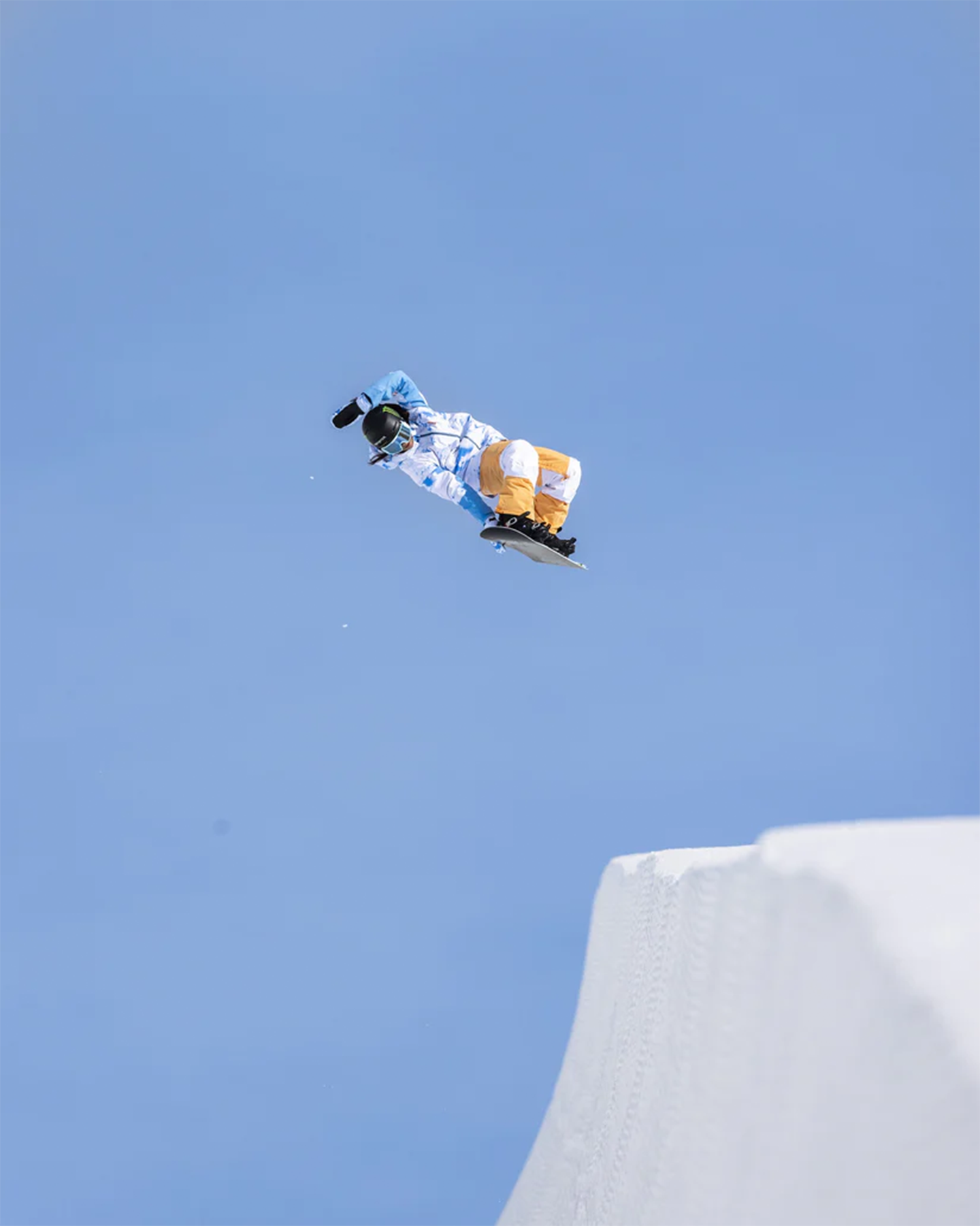 Roxy Women's Chloe Kim Technical Snow Jacket - Azure Blue Clouds Women's Snow Jackets - Trojan Wake Ski Snow